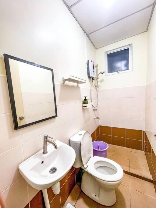 Cybercity Ph1 Near Kkia By Family Homestay Donggongon Екстериор снимка